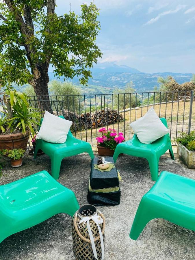 Basciano Agriturismo Flara מראה חיצוני תמונה