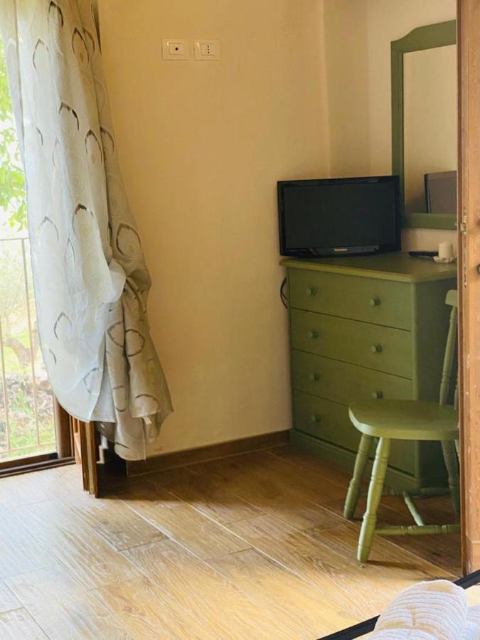 Basciano Agriturismo Flara מראה חיצוני תמונה