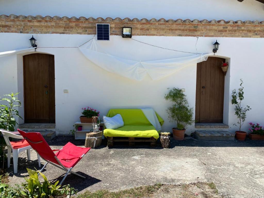 Basciano Agriturismo Flara מראה חיצוני תמונה