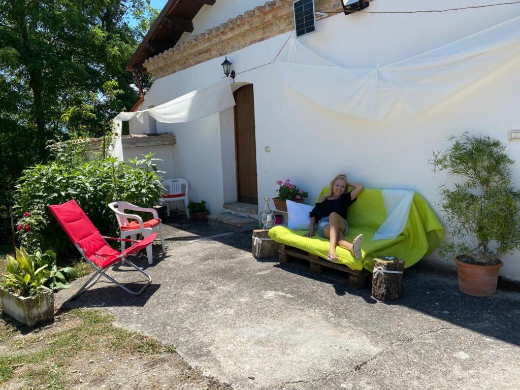 Basciano Agriturismo Flara מראה חיצוני תמונה