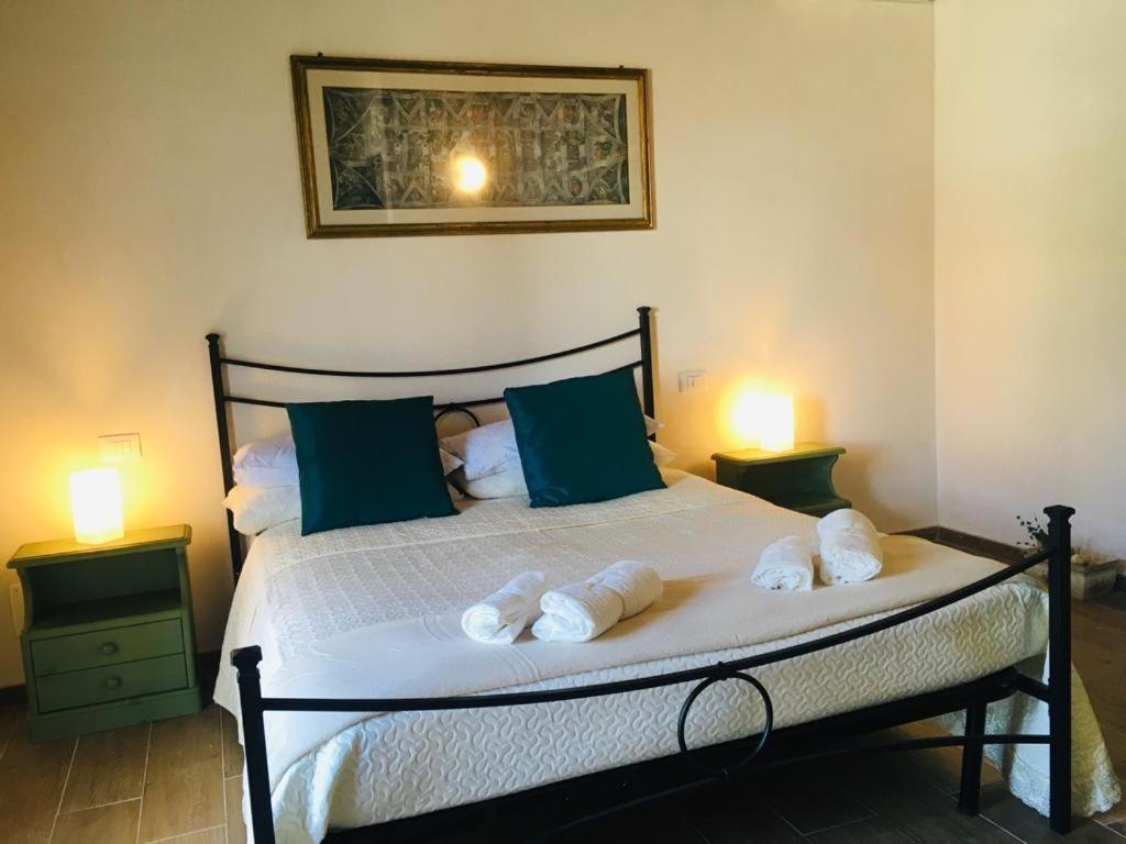 Basciano Agriturismo Flara מראה חיצוני תמונה